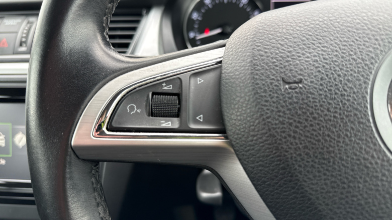 Skoda Rapid Spaceback 1.2 TSI 90 SE Tech 5dr Petrol Hatchback